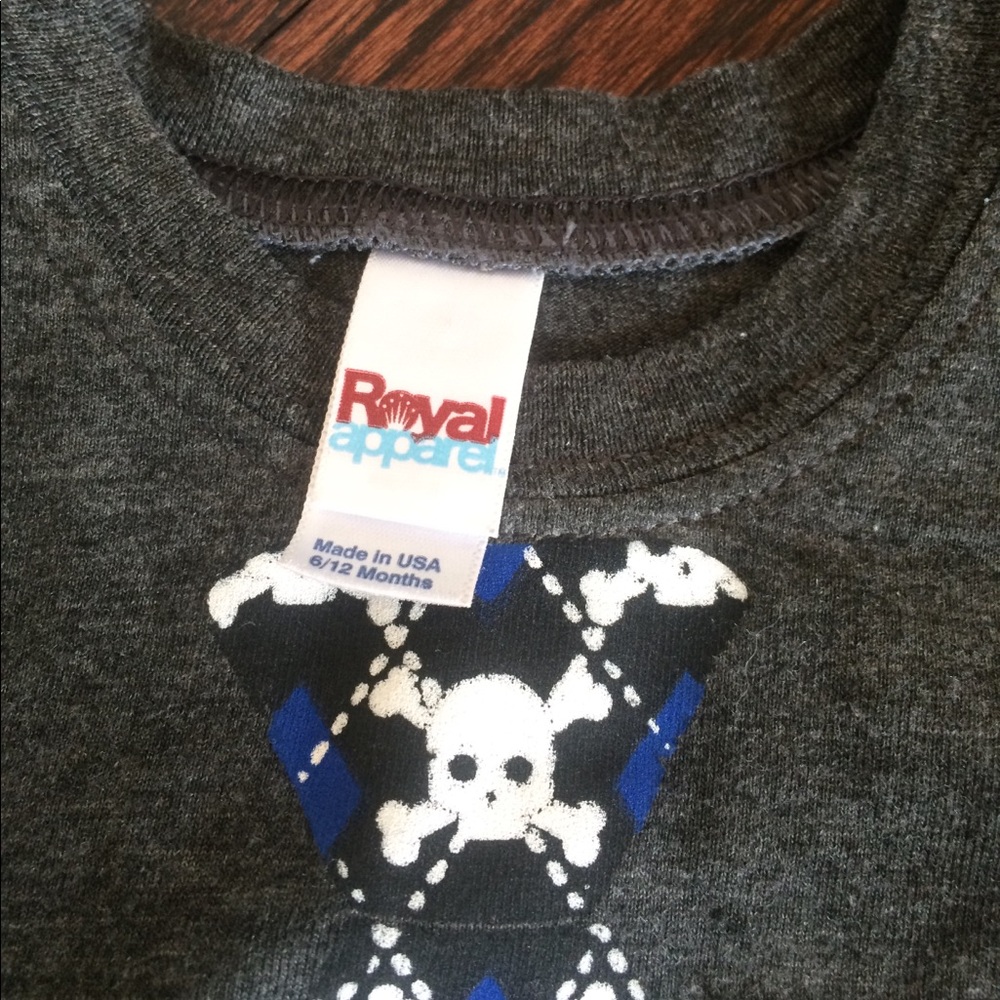 Royal apparel top - Picture 2 of 2